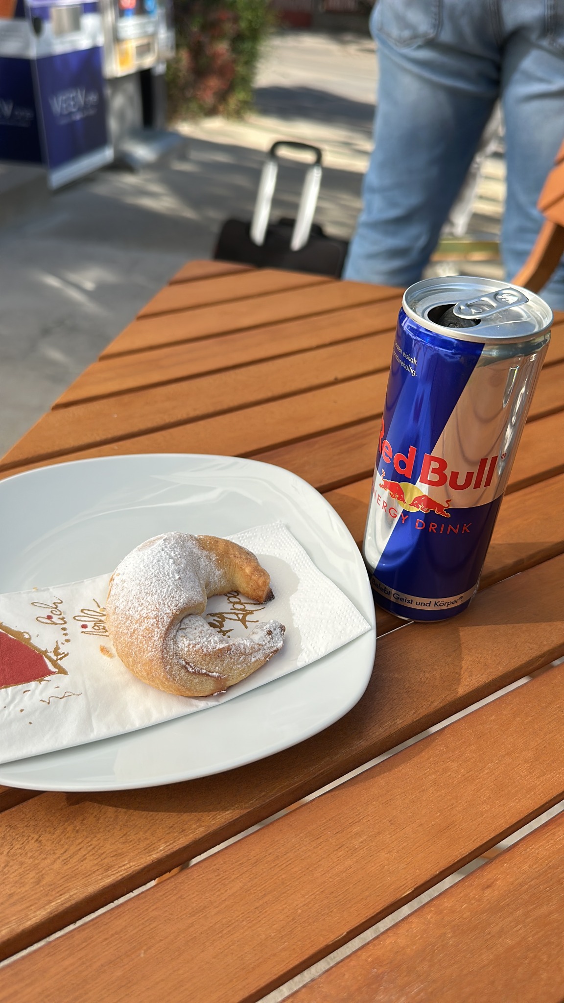 Gebäck und Getränk